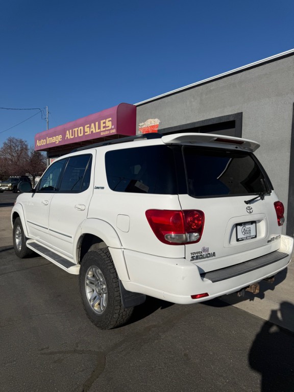 2006 Toyota Sequoia Image 4