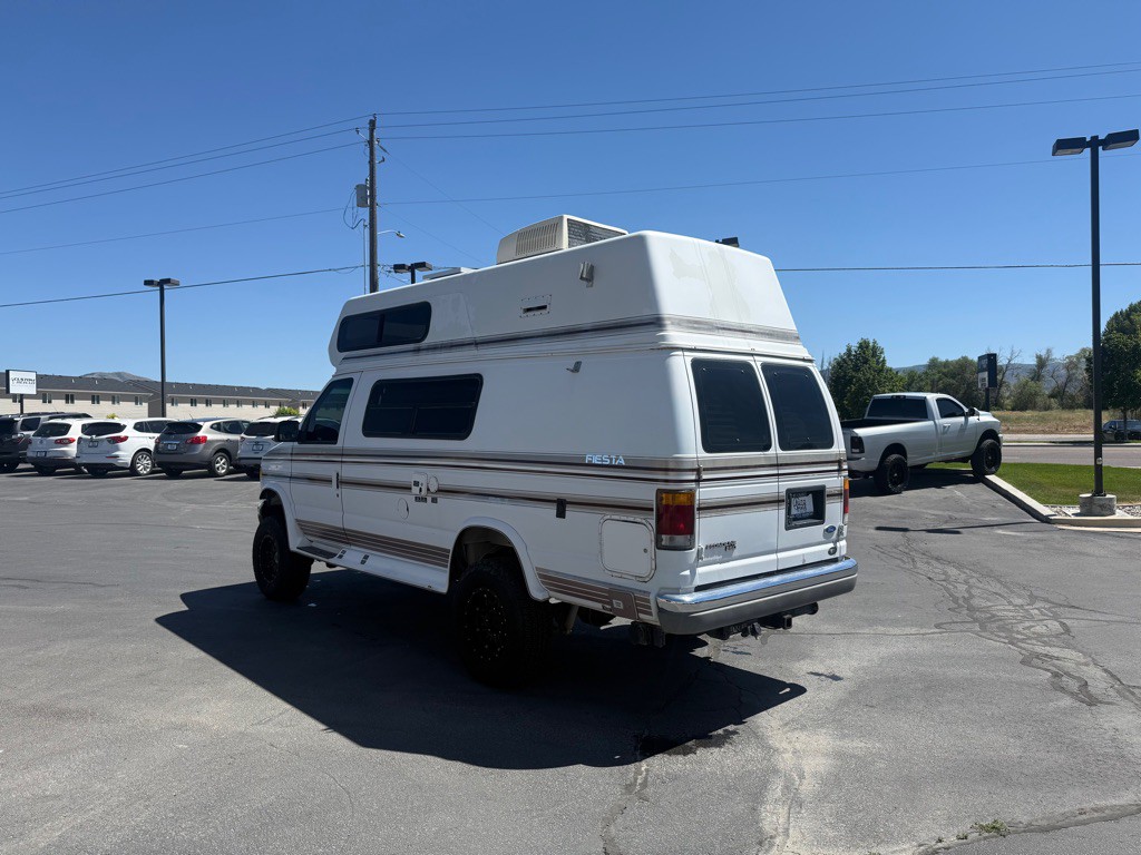 1992 Ford Econoline Image 6