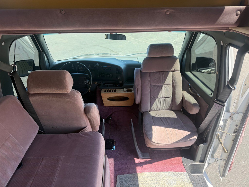 1992 Ford Econoline Image 14