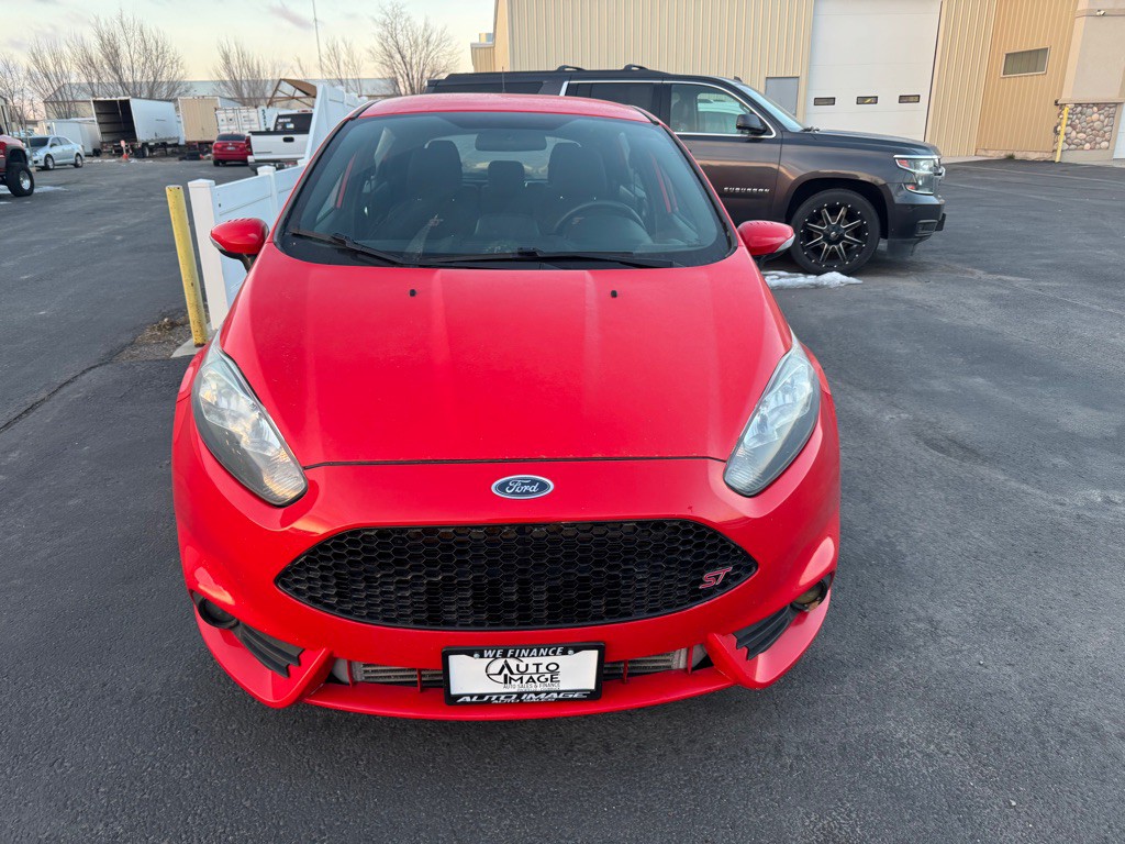 2015 Ford Fiesta Image 2