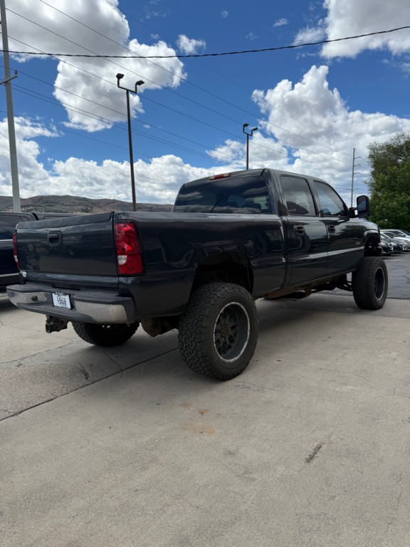 2003 GMC Sierra Image 4