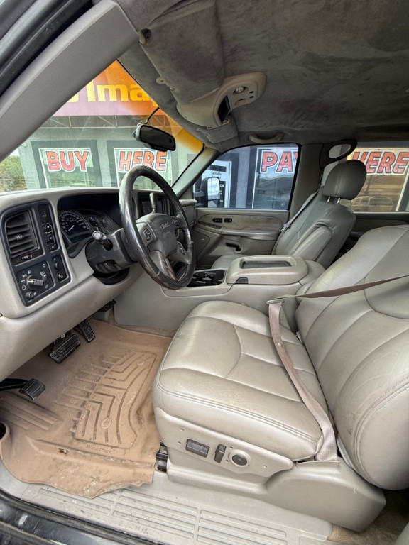 2003 GMC Sierra Image 8