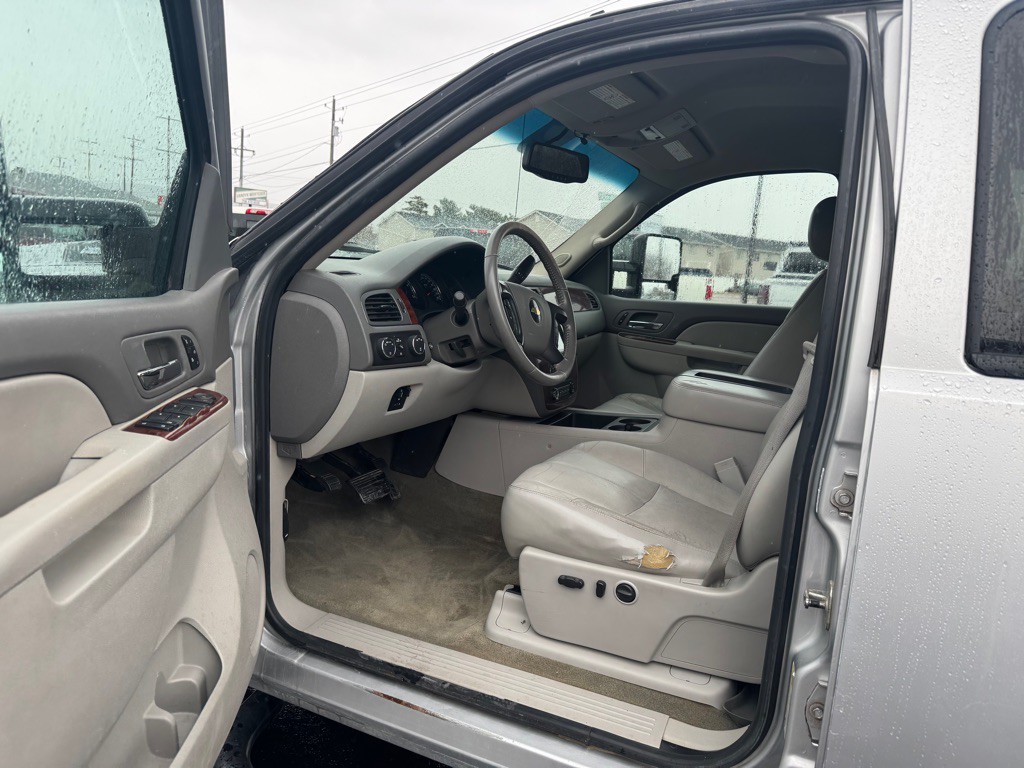 2011 Chevrolet Silverado 1500 Image 5