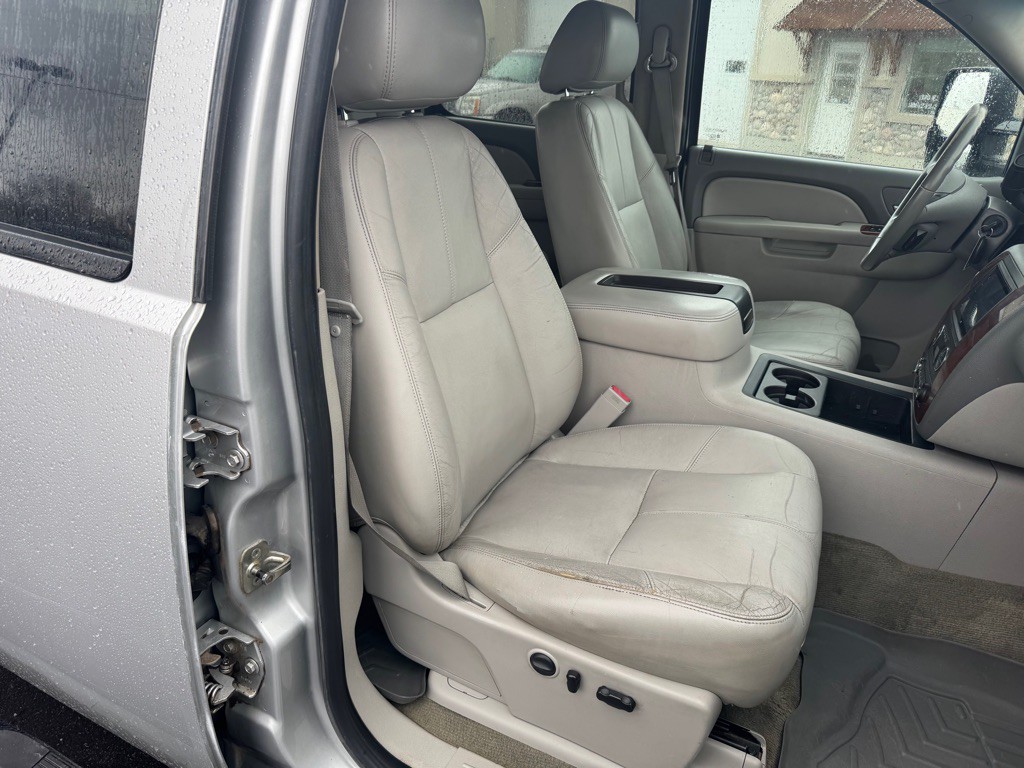 2011 Chevrolet Silverado 1500 Image 9