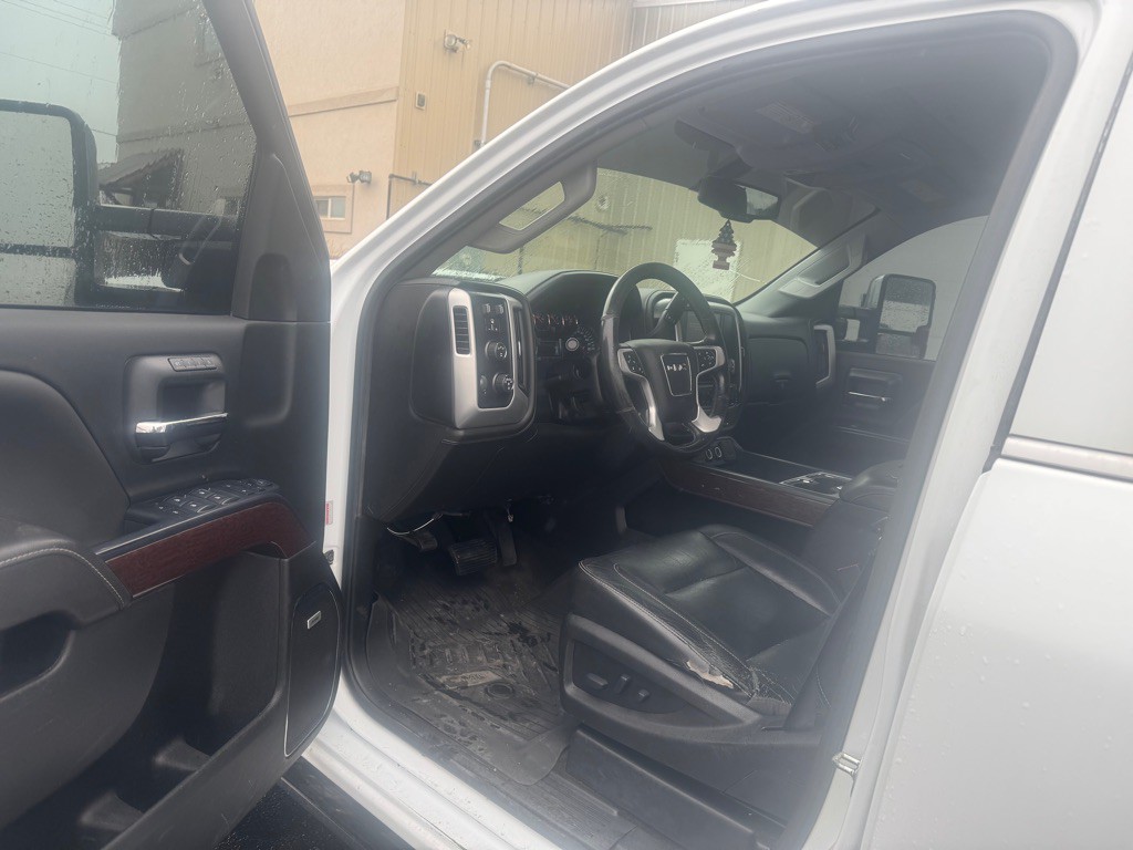 2017 GMC Sierra Image 7