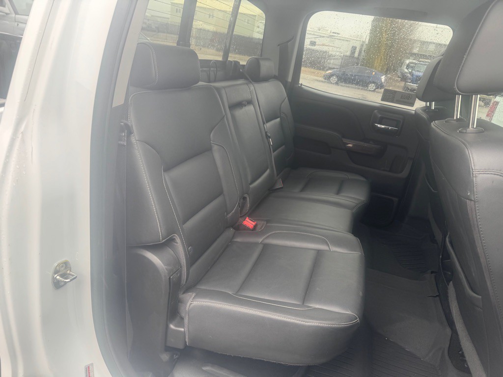 2017 GMC Sierra Image 11