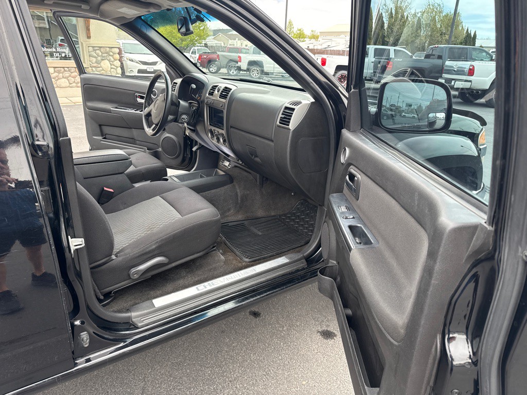 2011 Chevrolet Colorado Image 12
