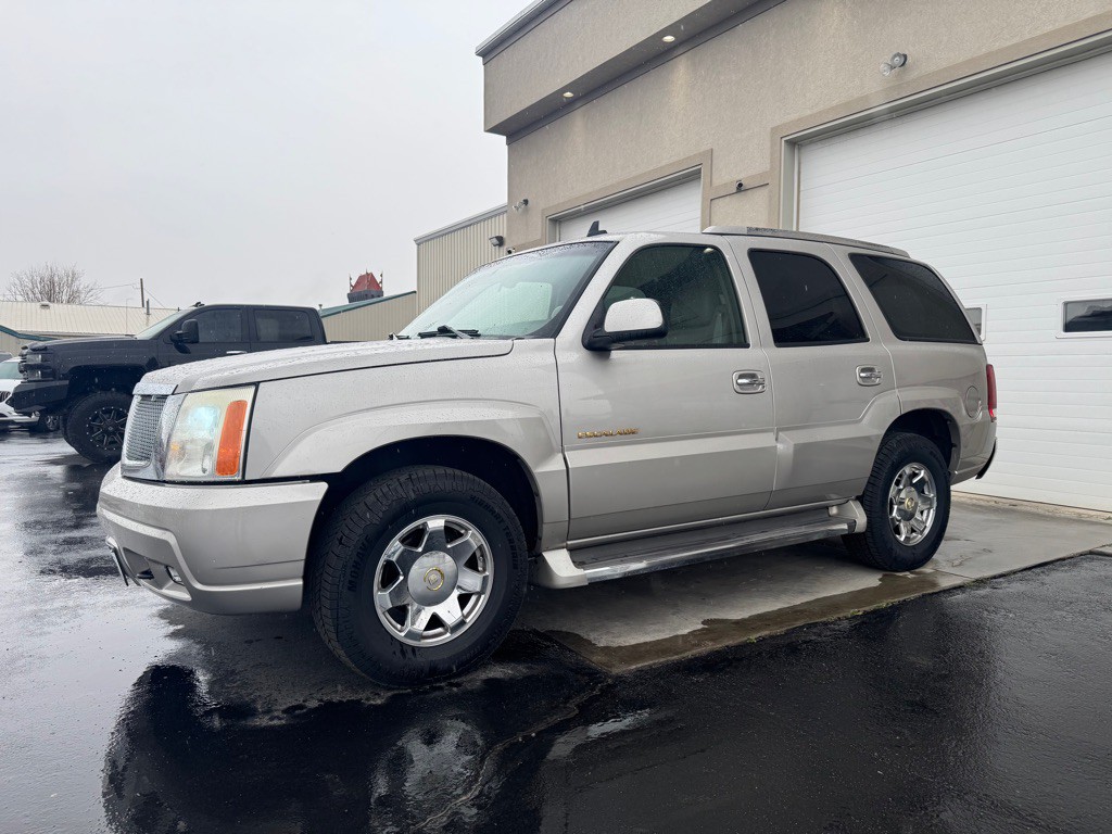 2006 Cadillac Escalade Image 1