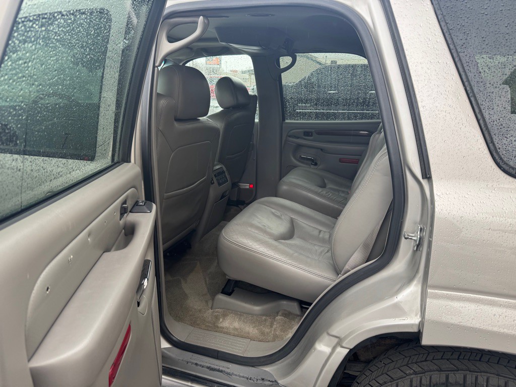 2006 Cadillac Escalade Image 8