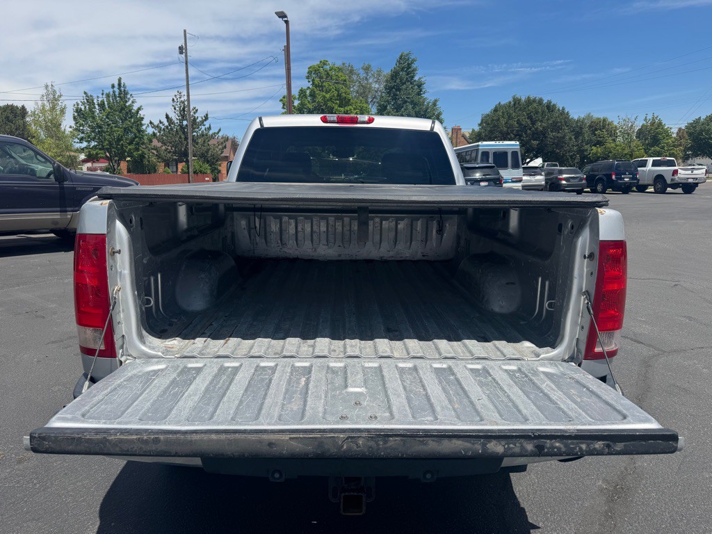 2010 GMC Sierra Image 11