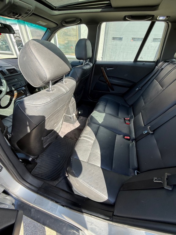 2005 BMW X3 Image 9