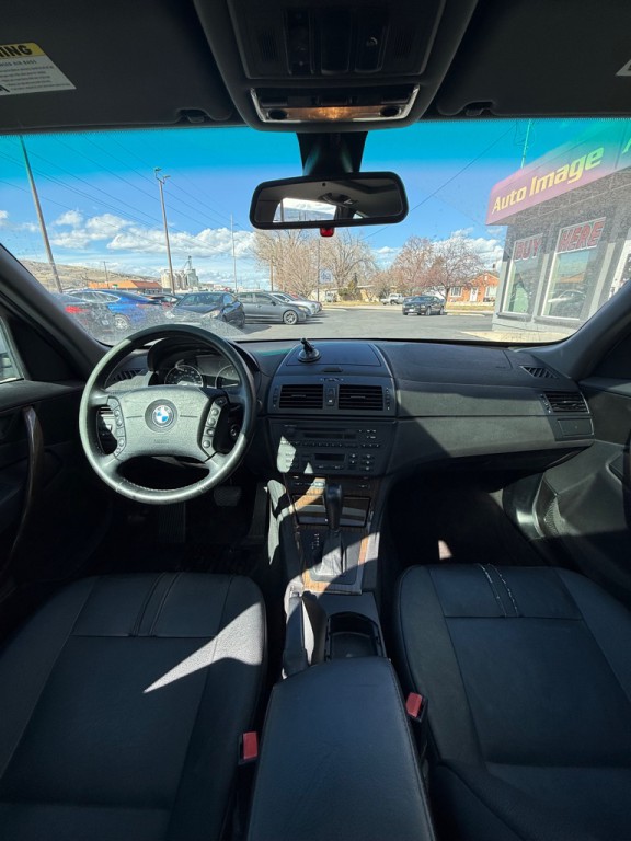 2005 BMW X3 Image 11