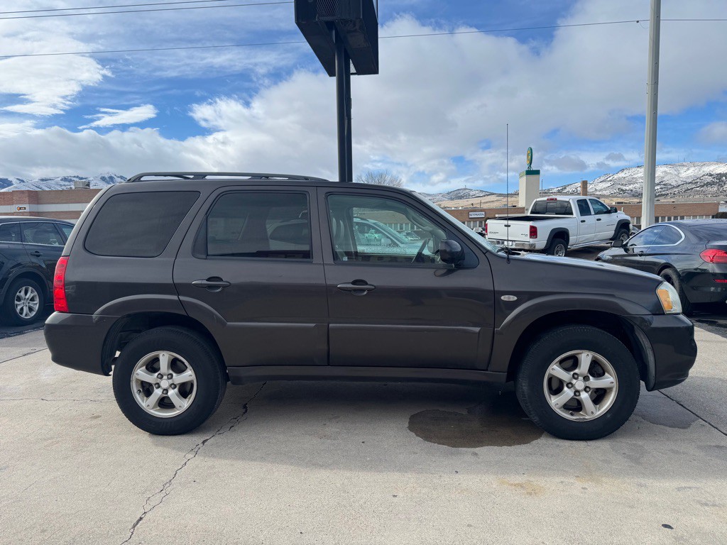 2006 Mazda Tribute Image 2