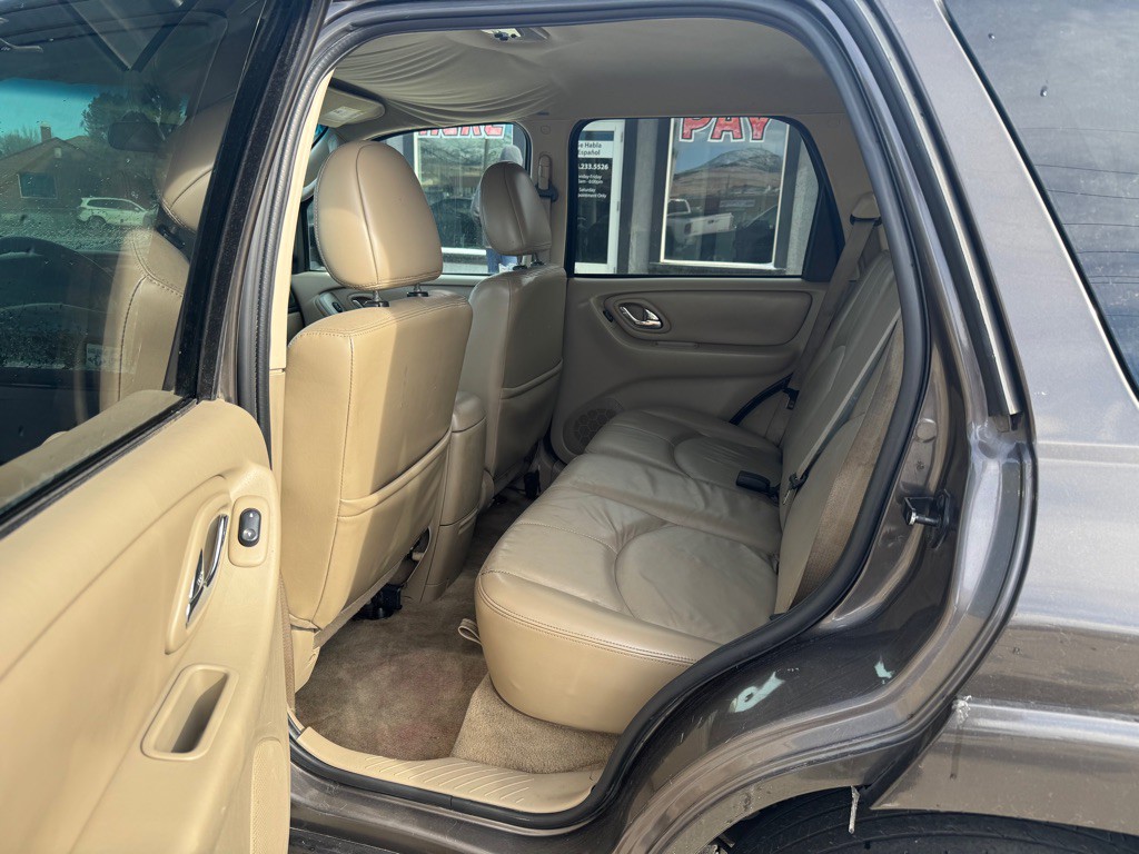 2006 Mazda Tribute Image 8