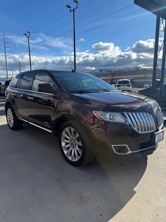 2011 Lincoln MKX Image 3