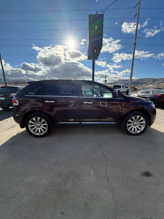 2011 Lincoln MKX Image 4