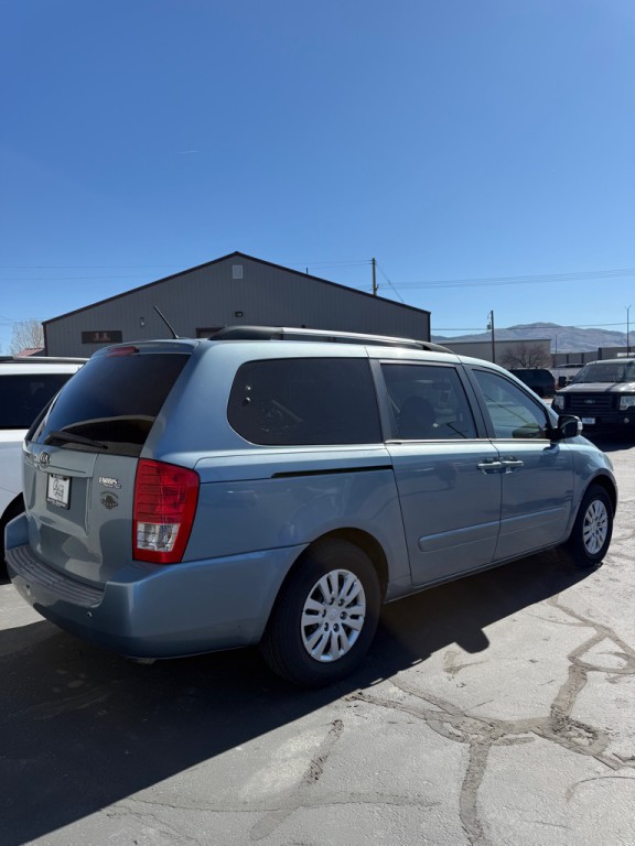 2012 Kia Sedona Image 3