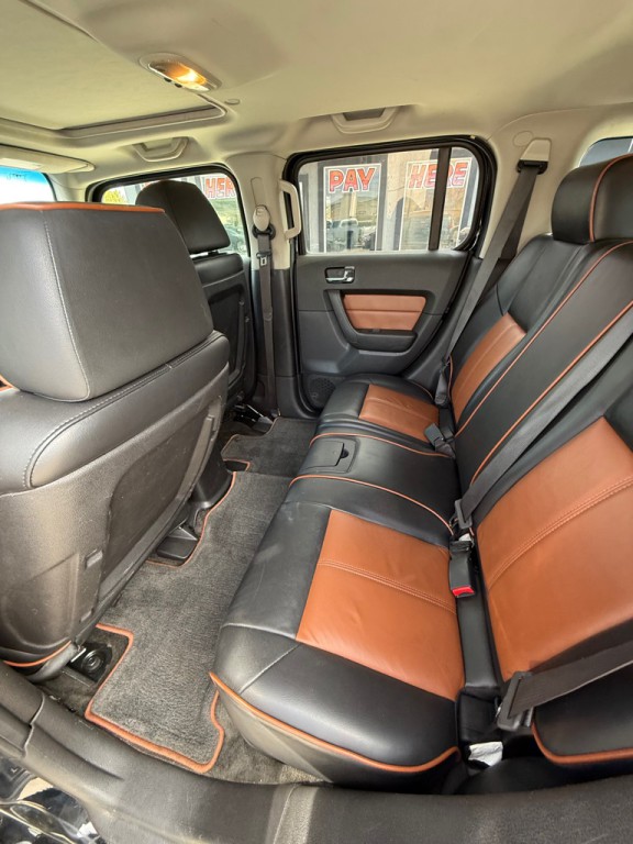 2007 HUMMER H3 Image 8