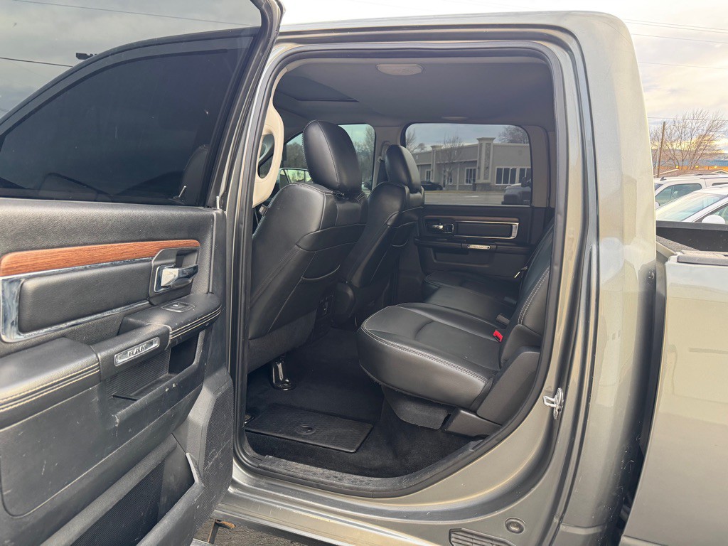 2013 RAM 2500 Image 8