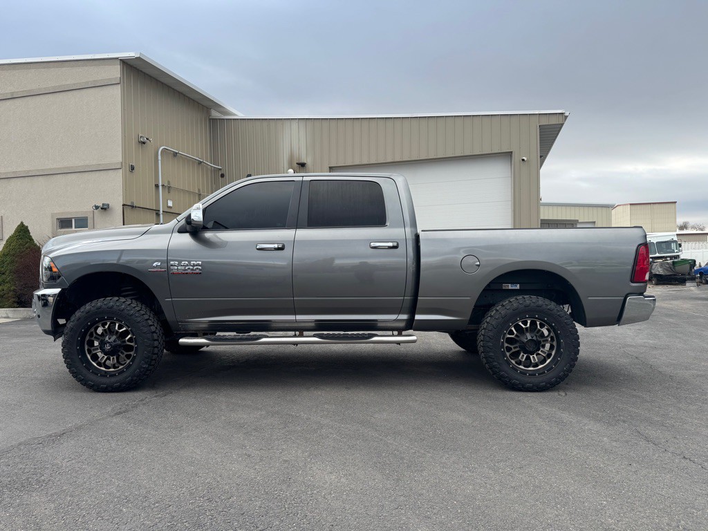 2013 RAM 2500 Image 2