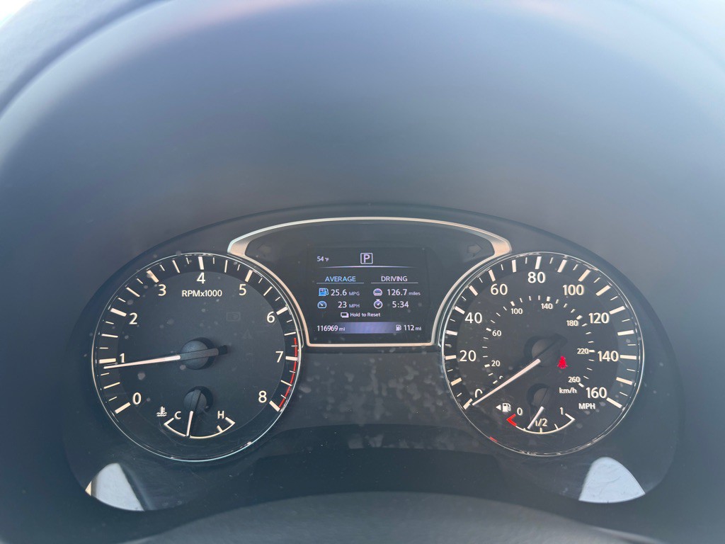 2017 Nissan Altima Image 10
