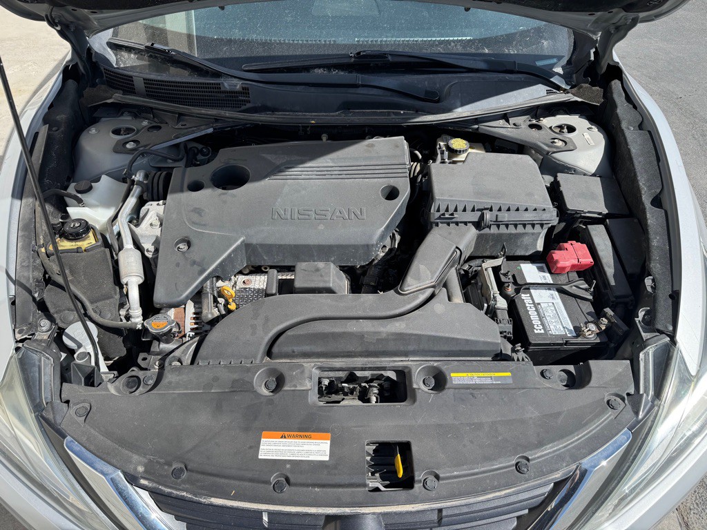 2017 Nissan Altima Image 15
