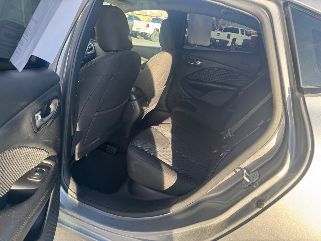 2016 Dodge Dart Image 8