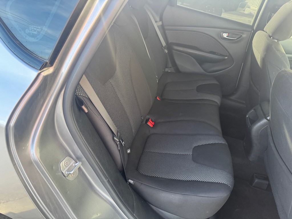 2016 Dodge Dart Image 10