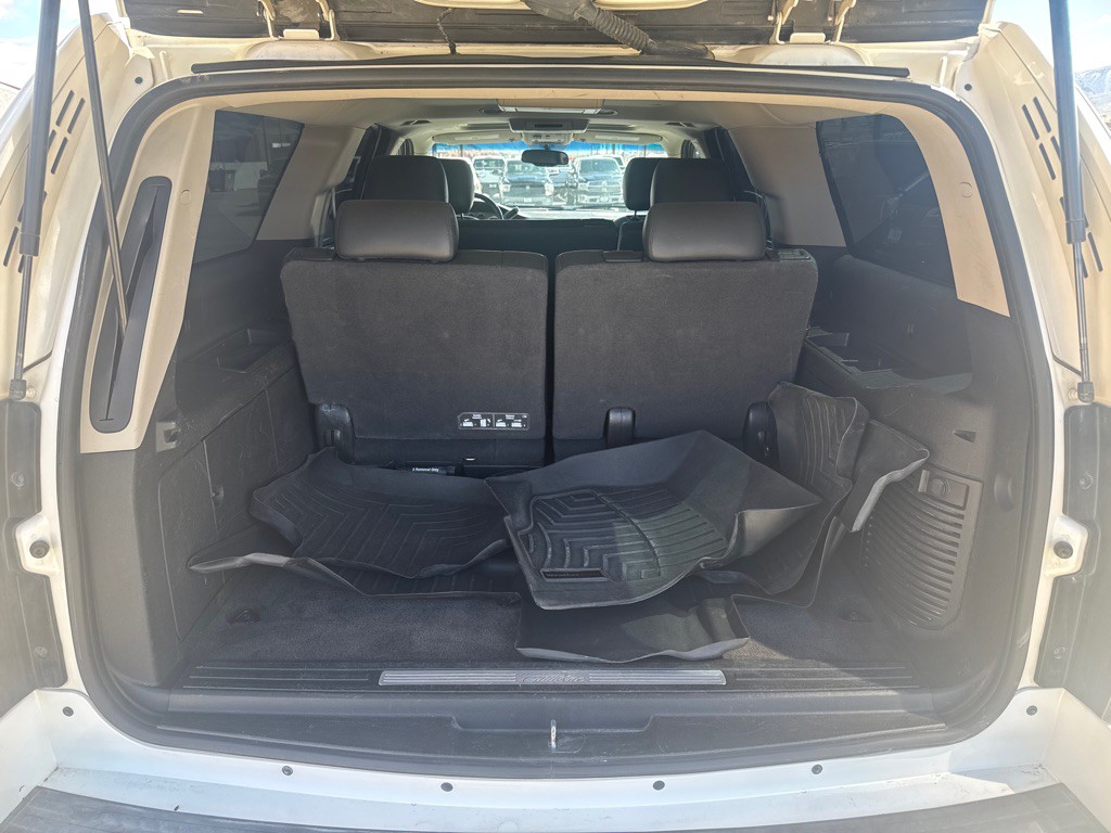 2013 Cadillac Escalade Image 12