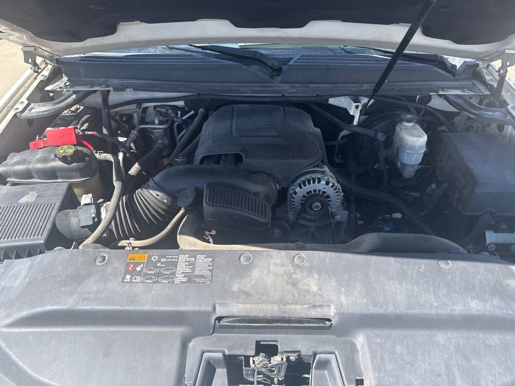 2013 Cadillac Escalade Image 16