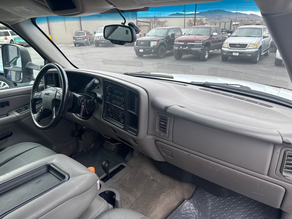 2007 GMC Sierra Image 13