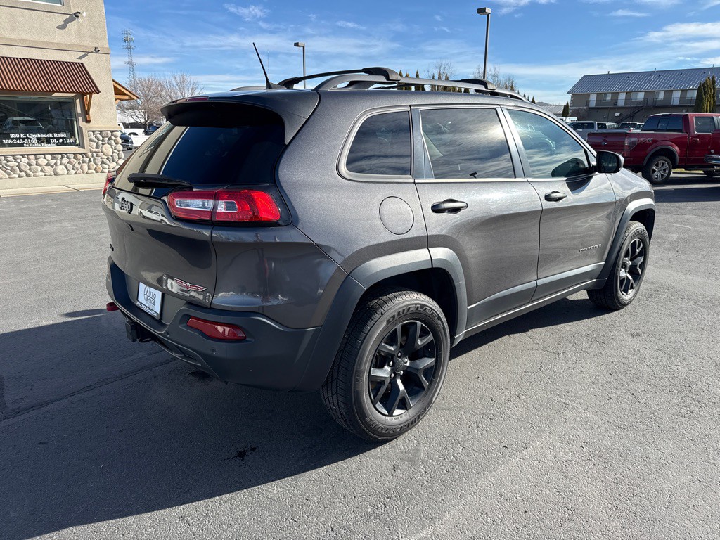 2018 Jeep Cherokee Image 5