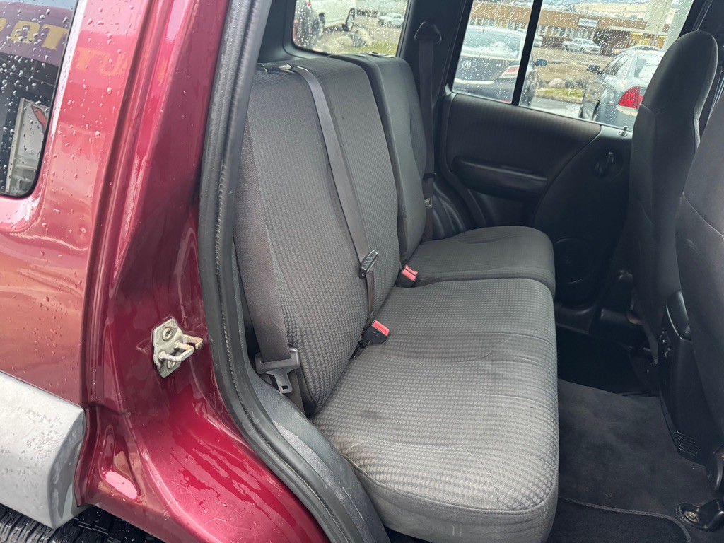 2002 Jeep Liberty Image 11