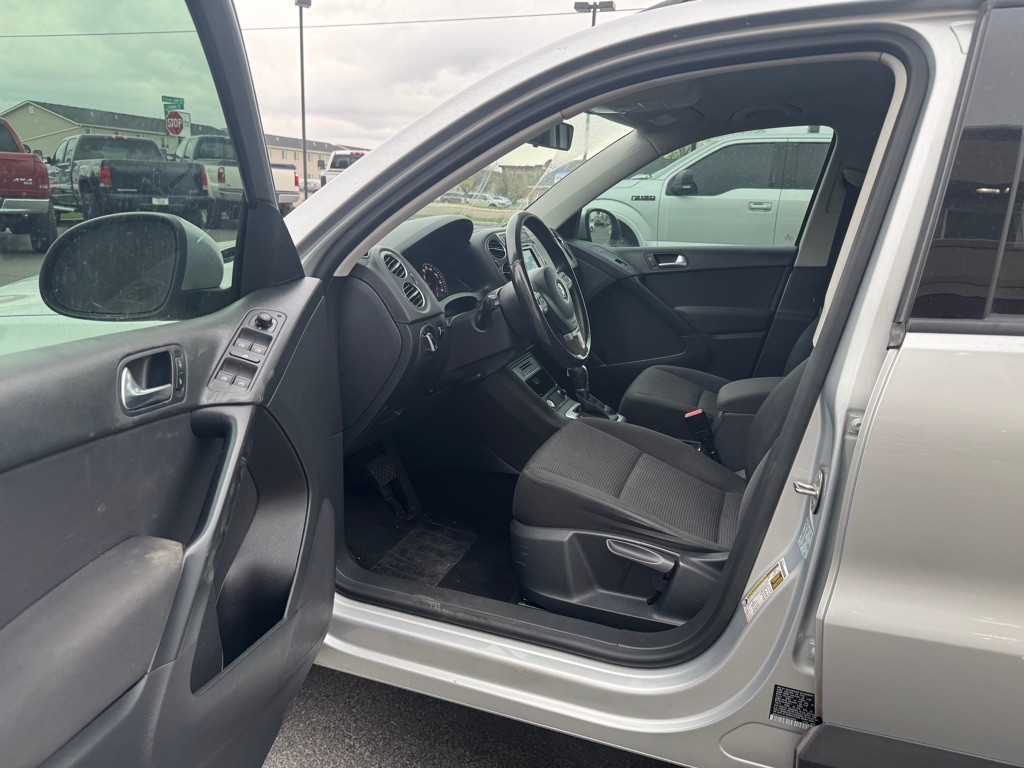 2017 Volkswagen Tiguan Image 7