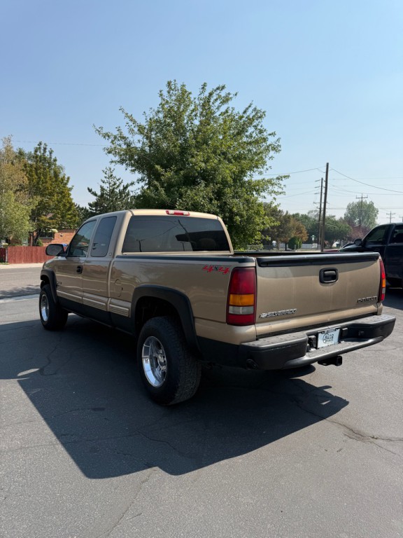 2000 Chevrolet Silverado 1500 Image 7