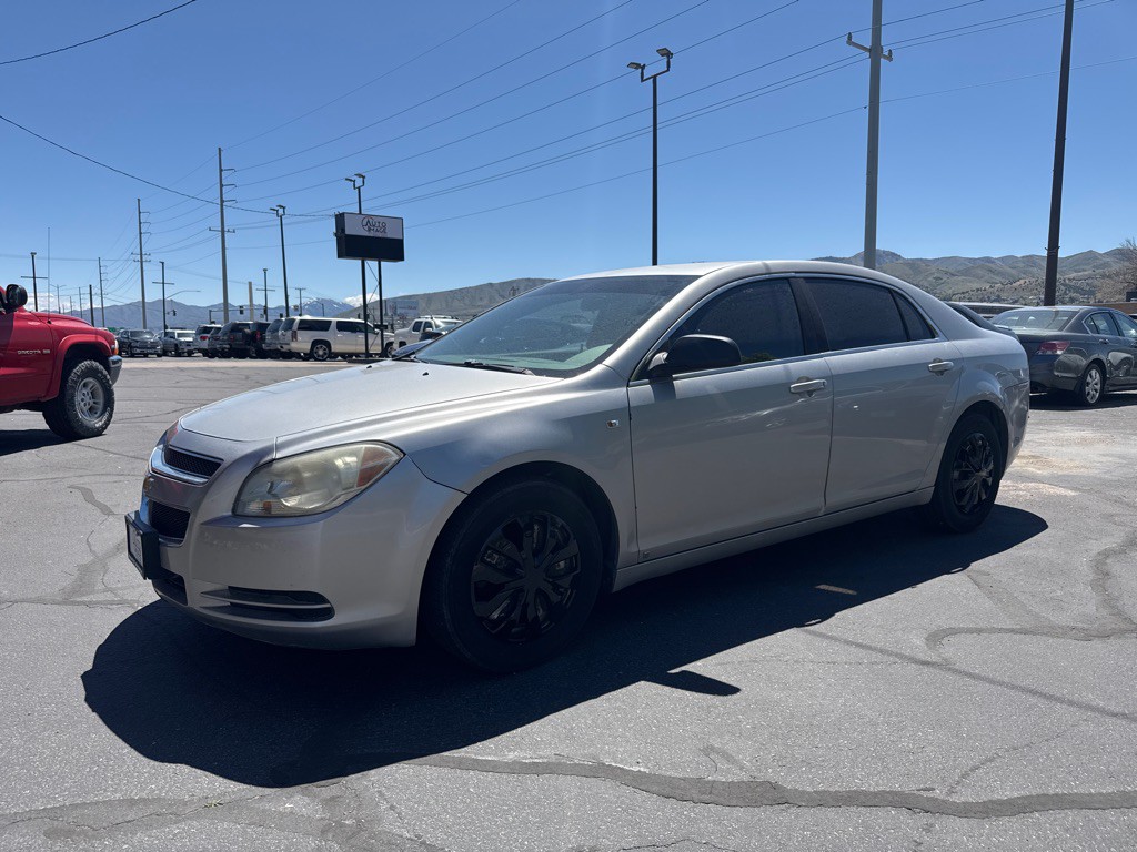 2008 Chevrolet Malibu Image 2
