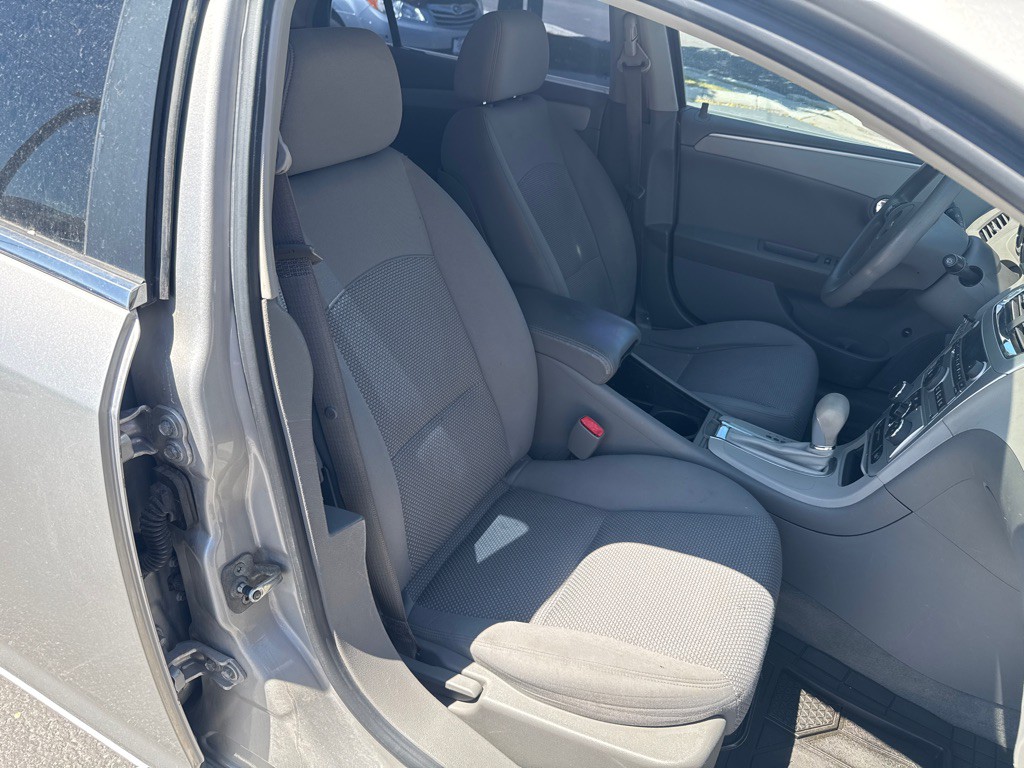 2008 Chevrolet Malibu Image 11