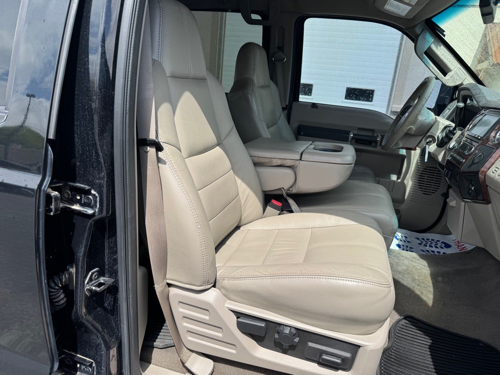 2009 Ford F-350 Image 12