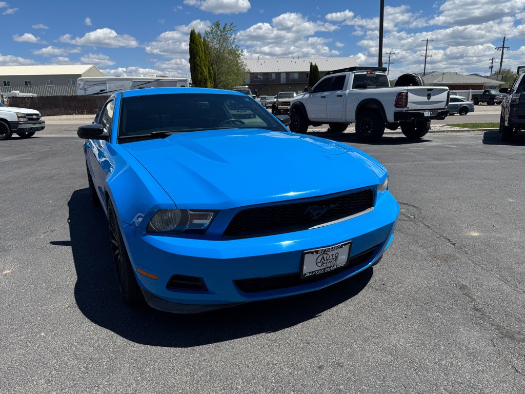 2012 Ford Mustang Image 3