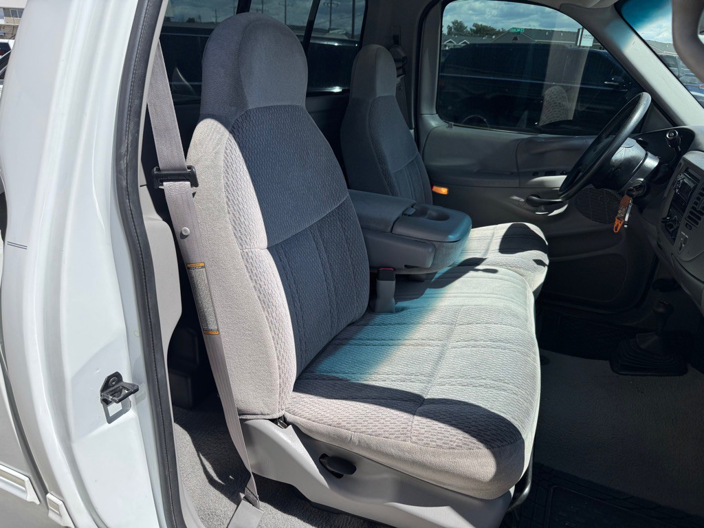 1998 Ford F-150 Image 8