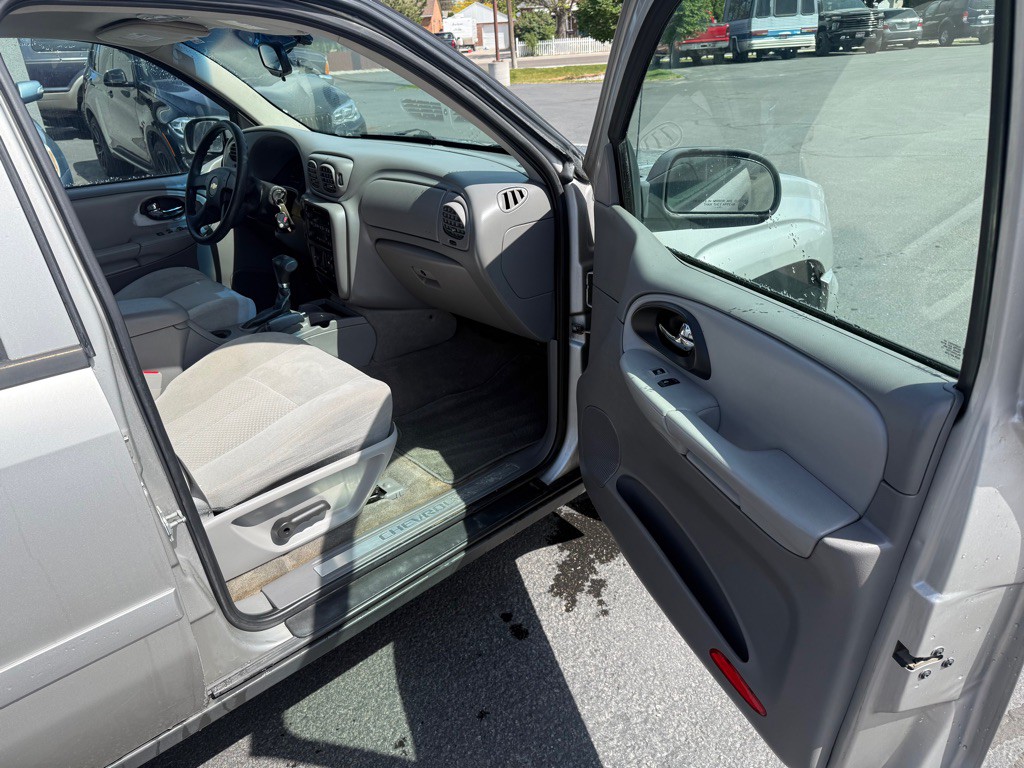 2007 Chevrolet Trailblazer Image 12