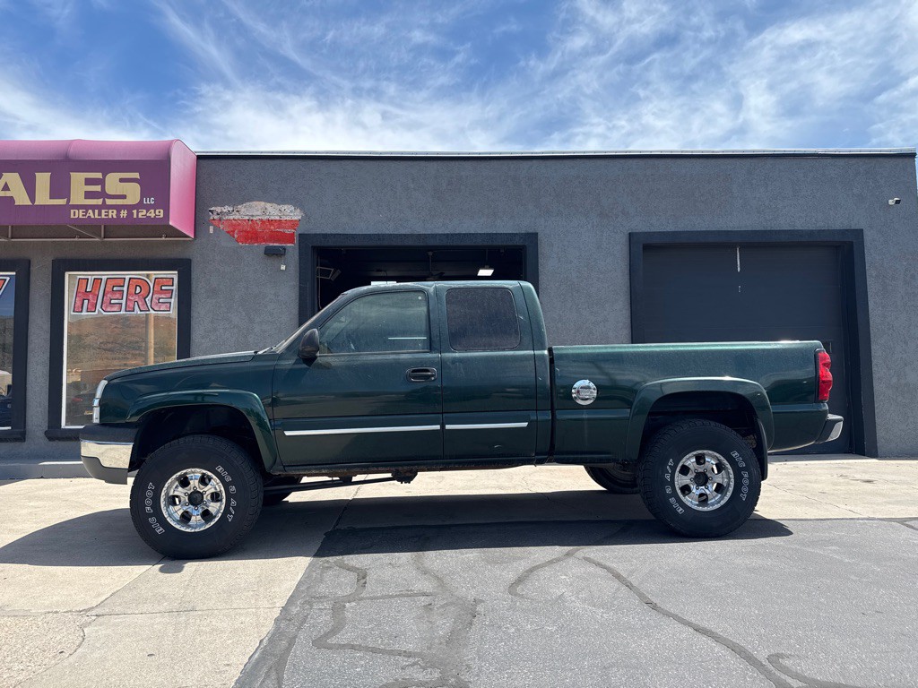 2004 Chevrolet Silverado 1500 Image 1