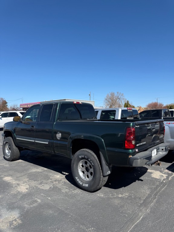 2004 Chevrolet Silverado 1500 Image 4