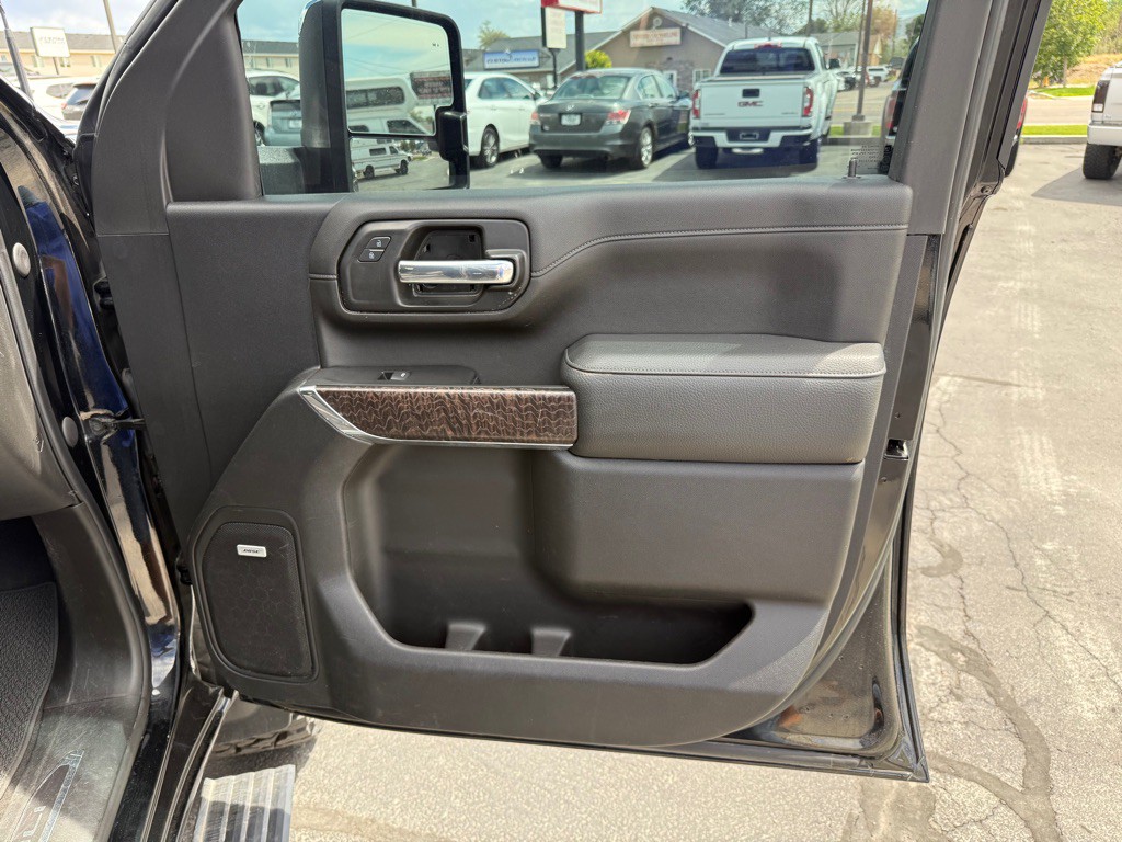 2023 GMC Sierra Image 17