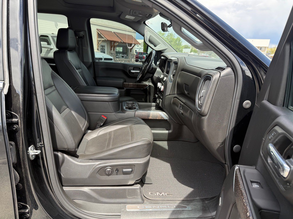 2023 GMC Sierra Image 18