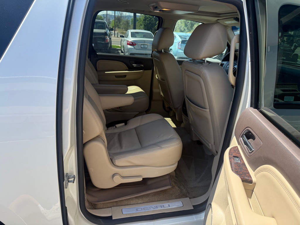 2013 GMC Yukon Image 18