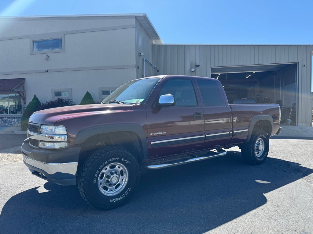 2001 Chevrolet Silverado 1500 Image 2