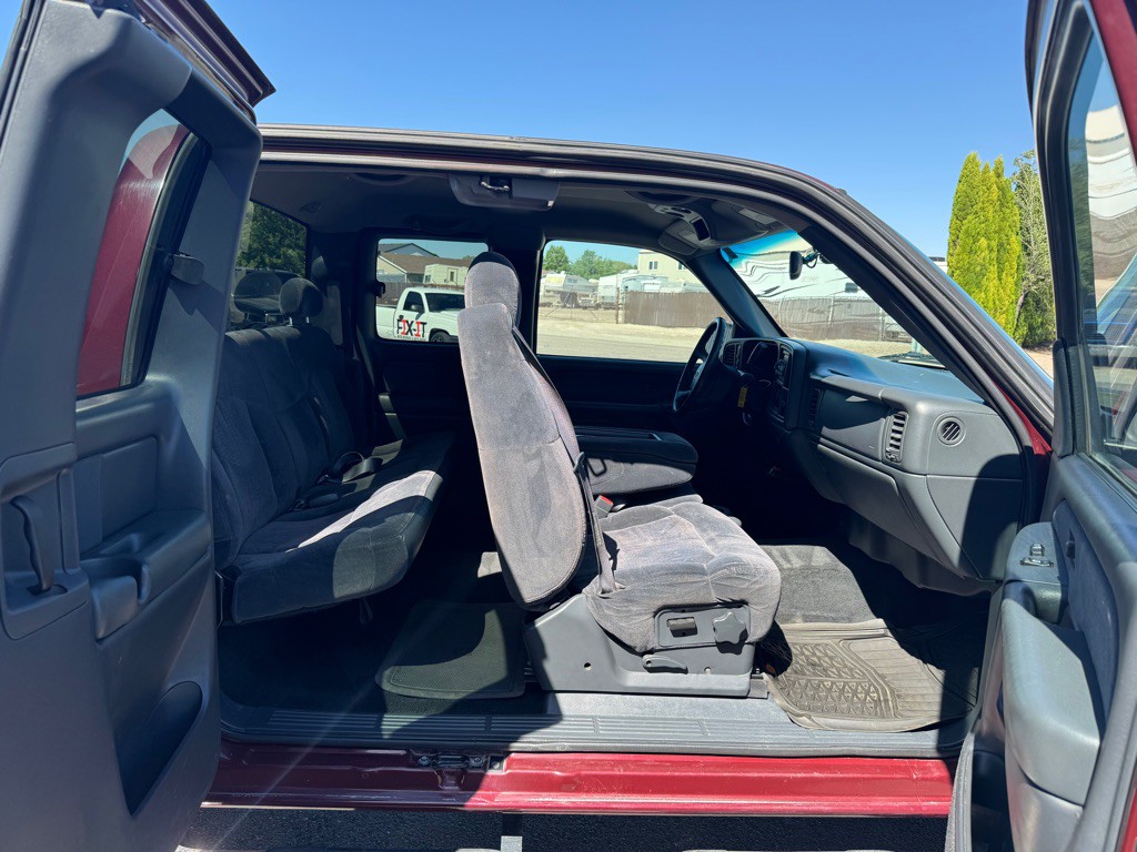 2001 Chevrolet Silverado 1500 Image 11