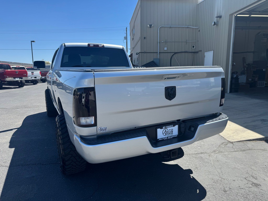2018 RAM 3500 Image 5