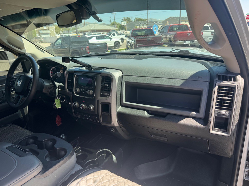 2018 RAM 3500 Image 12